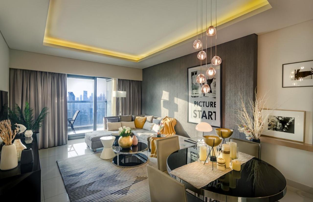 Royal Club By Rvhr, Paramount Tower B, Business Bay Dubai Exterior foto